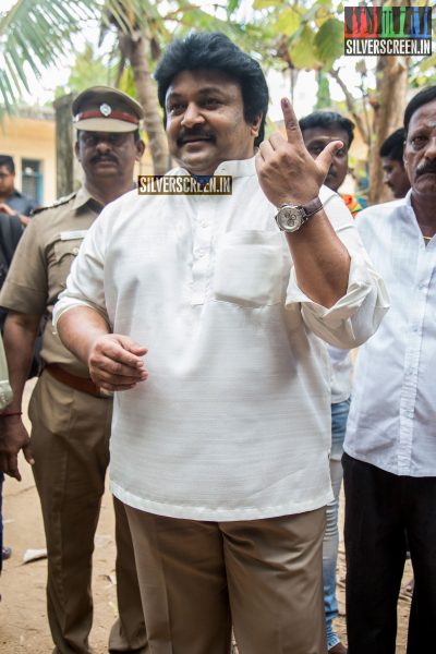 celebrities-vote-in-tamil-nadu-assembly-elections-2016-hq-photos-0032.jpg