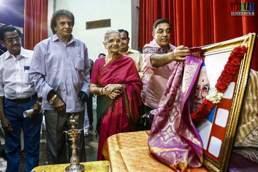 Kamal Haasan Honours Film News Anandhan