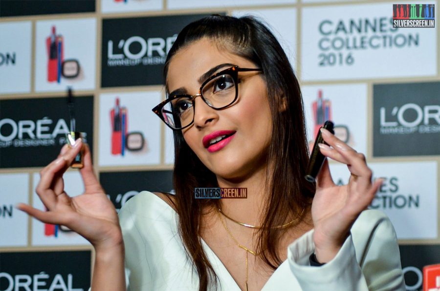 Sonam Kapoor Unveils L’Oréal’s Cannes 2016 Collection