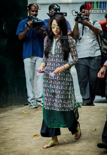 trisha-votes-in-tamil-nadu-assembly-elections-2016-hq-photos-0001.jpg