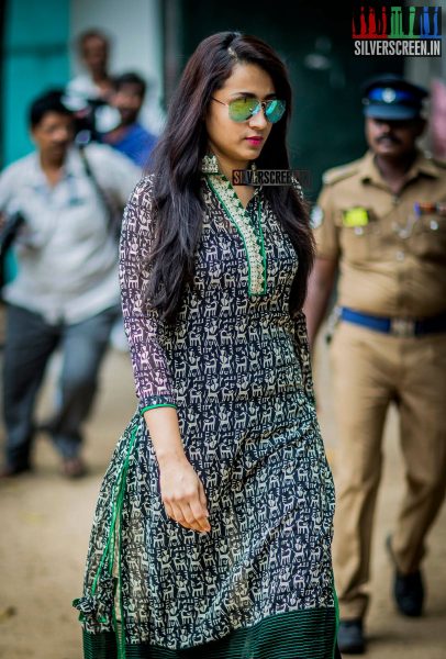 trisha-votes-in-tamil-nadu-assembly-elections-2016-hq-photos-0003.jpg