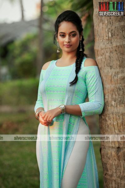 Suja Varunee Photoshoot Stills