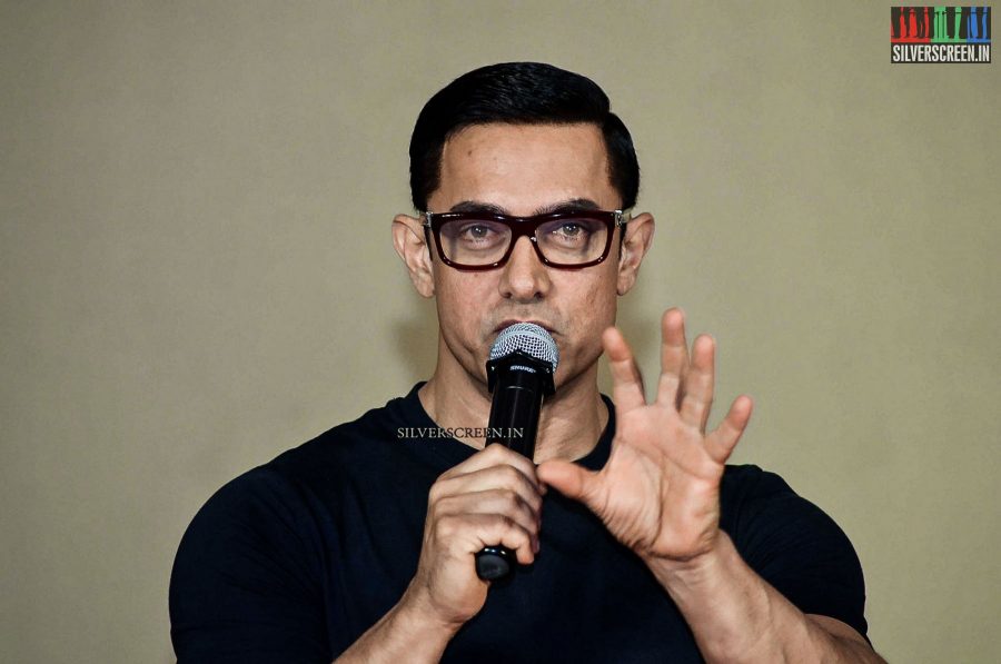 Aamir Khan at Dangal Poster Launch