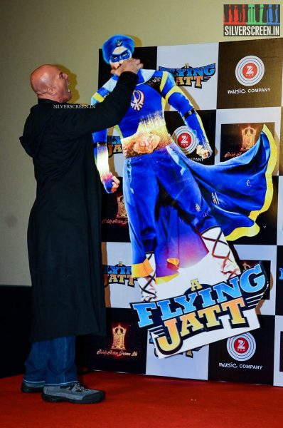 Jacqueline Fernandez and Varun Dhawan at A Flying Jatt Movie Promotion