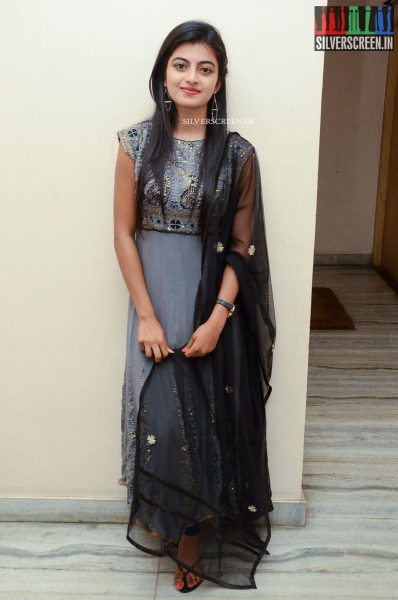 Anandhi at Tolipremalo Movie Platinum Disc Event