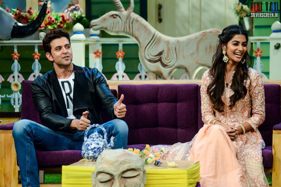 Hrithik Roshan and Pooja Hegde Promote Mohenjo Daro on the sets of The Kapil Sharma Show