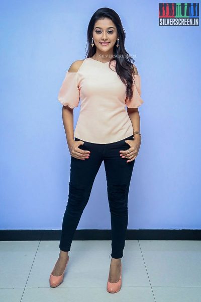 Pooja Jhaveri at Dwaraka First Look Launch
