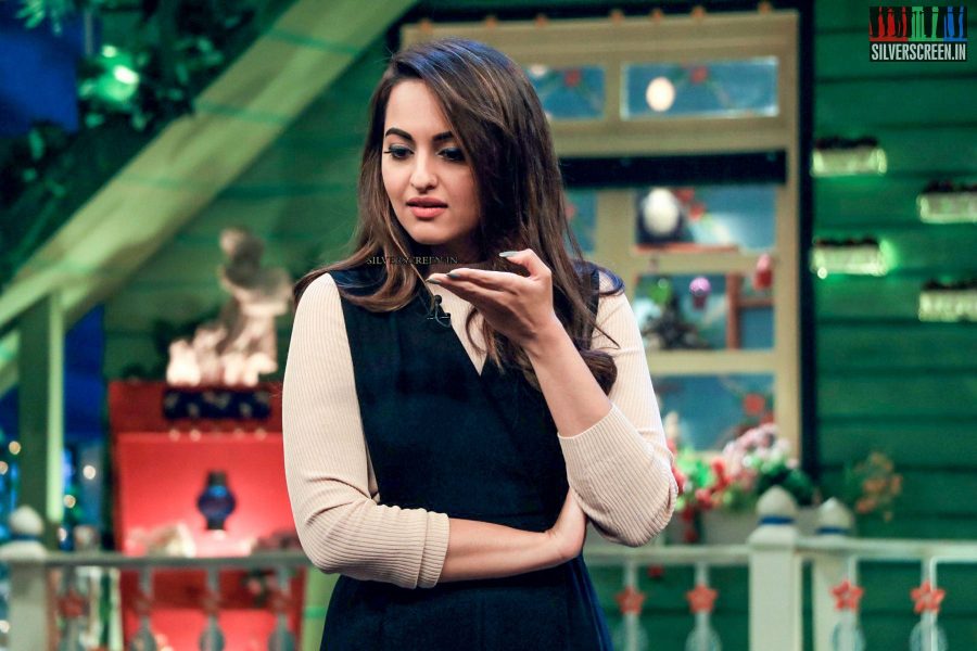 Sonakshi Sinha Promotes Akira At The Kapil Sharma Show