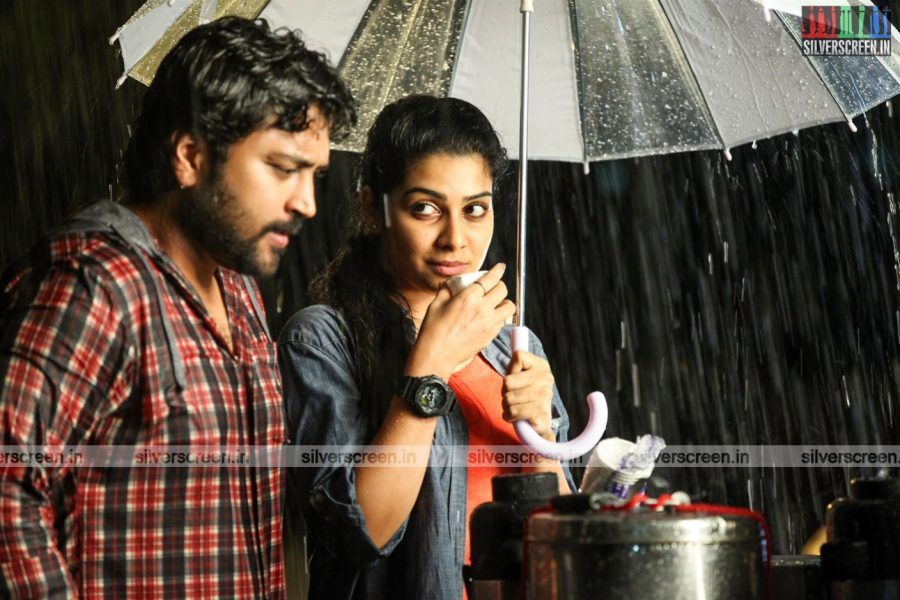 Thittam Poattu Thirudura Kootam Movie Stills