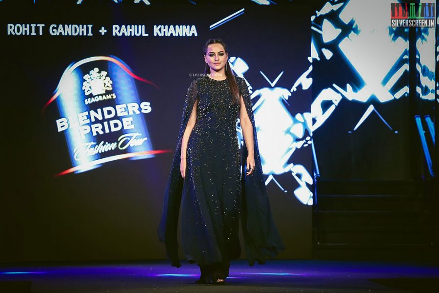 Sonakshi Sinha at Blenders Pride Fashion Tour 2016