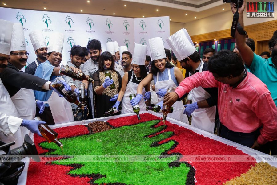 Kalaiarasan, Janani, Sshivada and Janagaraj at Hotel Green Park's Traditional Cake Mixing Ceremony
