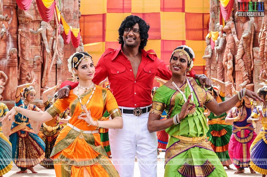 kaththi-sandai-movie-stills-0054.jpg