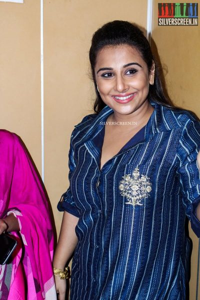 vidya-balan-launch-society-magazine-november-2016-issue-photos-0009.jpg