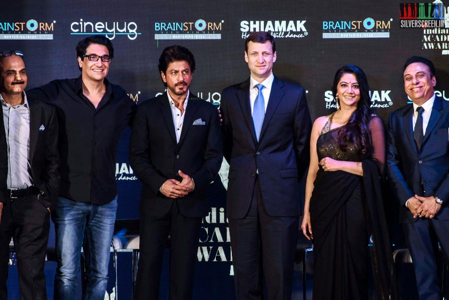 Shahrukh Khan at Indian Academy Awards Announcement Press Meet