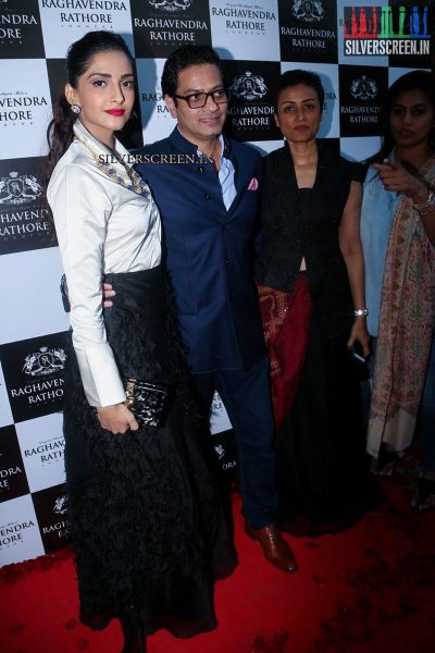 Sonam Kapoor at the Launch of Raghavendra Rathore Store