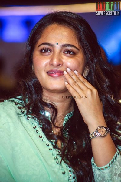 anushka-shetty-at-show-time-audio-launch-photos-0002.jpg