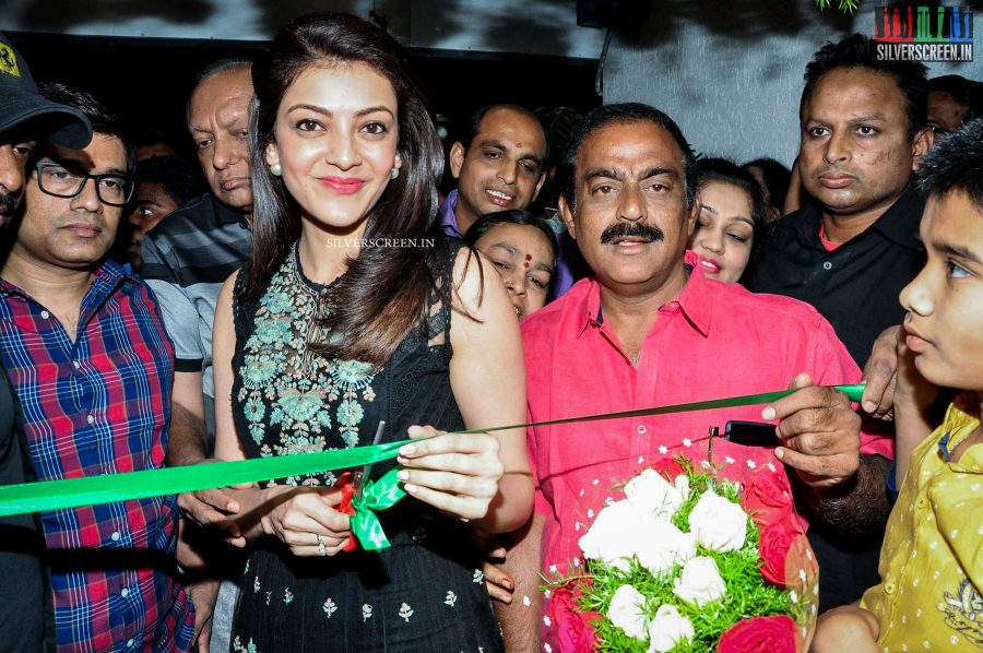 in-pictures-kajal-aggarwal-at-the-launch-of-bahar-cafe-restaurant-photos-0002.jpg