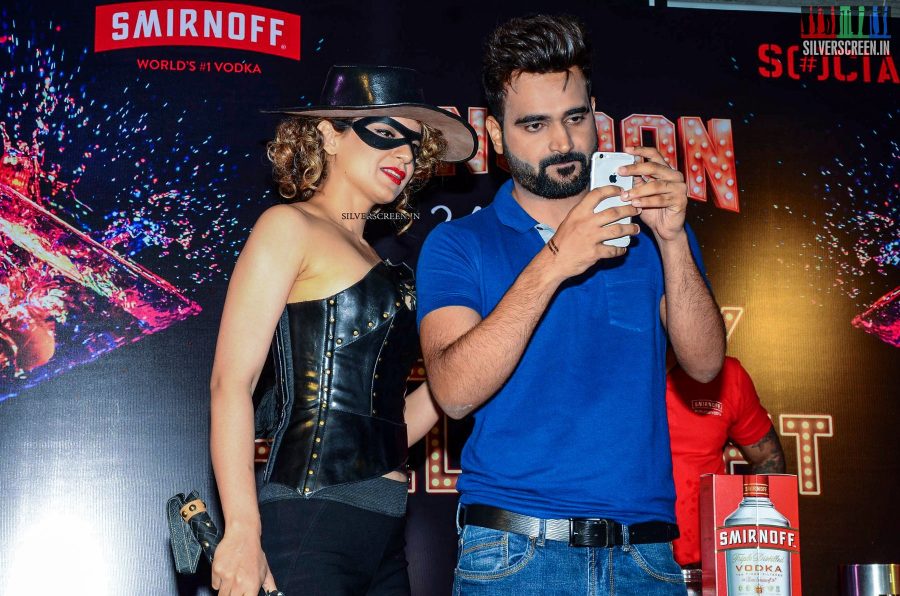 in-pictures-kangana-ranaut-at-the-launch-of-bloody-hell-cocktail-photos-0010.jpg