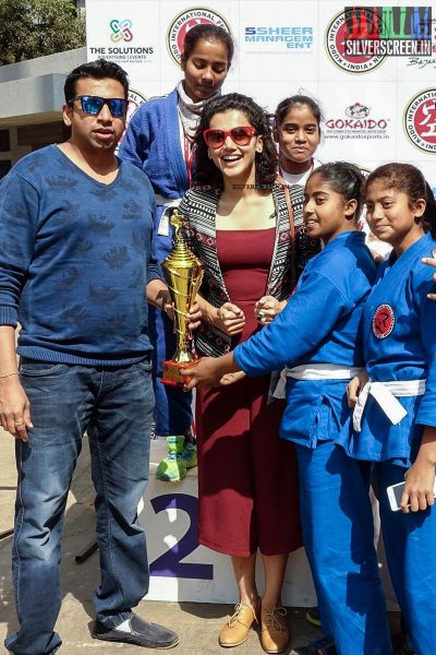 in-pictures-taapsee-pannu-at-the-kudo-competition-event-photos-0004.jpg