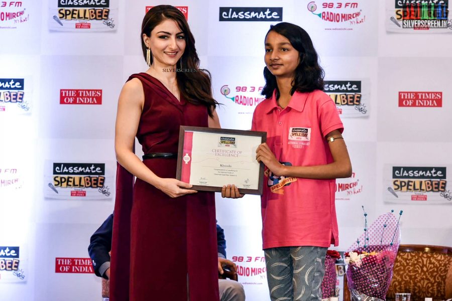 in-pictures-soha-ali-khan-at-the-announcement-of-the-winner-of-classmate-spell-bee-photos-0001.jpg