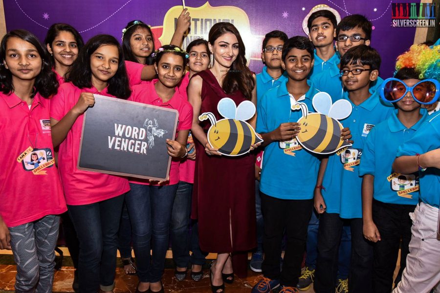 in-pictures-soha-ali-khan-at-the-announcement-of-the-winner-of-classmate-spell-bee-photos-0007.jpg