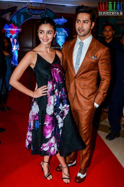 pictures-varun-dhawan-alia-bhatt-singapore-tourism-press-meet-photos-0001.jpg