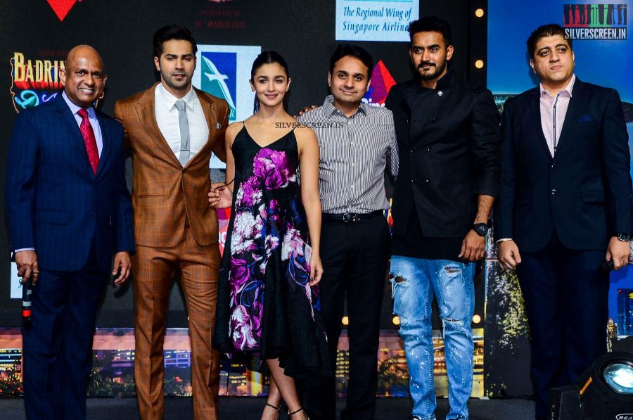 pictures-varun-dhawan-alia-bhatt-singapore-tourism-press-meet-photos-0008.jpg