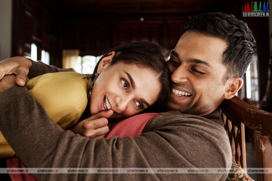 kaatru-veliyidai-movie-stills-starring-karthi-sivakumar-aditi-rao-hydari-stills-0006.jpg