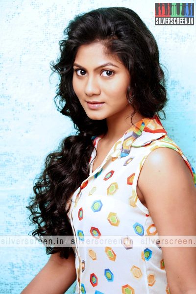 Actress Shruthi Reddy Photoshoot Stills