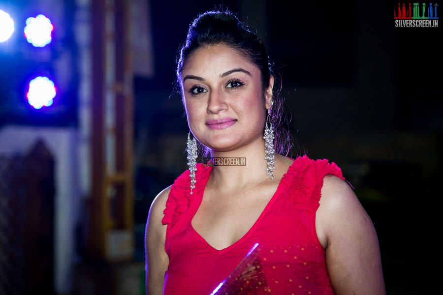 in-pictures-sonia-agarwal-at-the-launch-of-no-strings-attached-restaurant-photos-0005.jpg