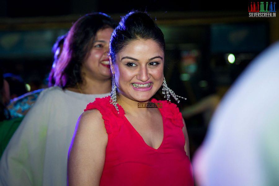 in-pictures-sonia-agarwal-at-the-launch-of-no-strings-attached-restaurant-photos-0013.jpg