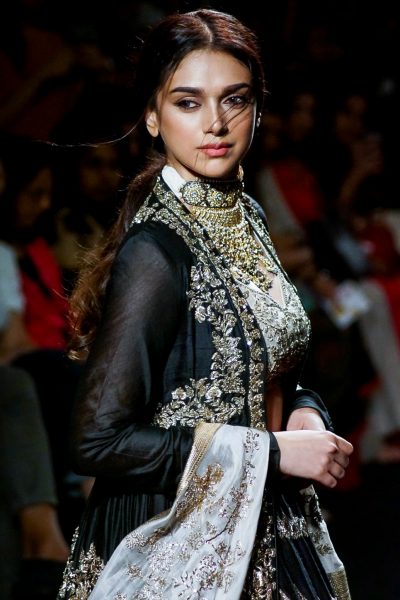 Mumbai: Actress Aditi Rao Hydari display the creation of fashion