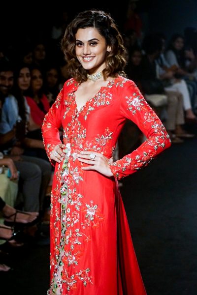 Mumbai: Actress Taapsee Pannu display the creation of fashion de