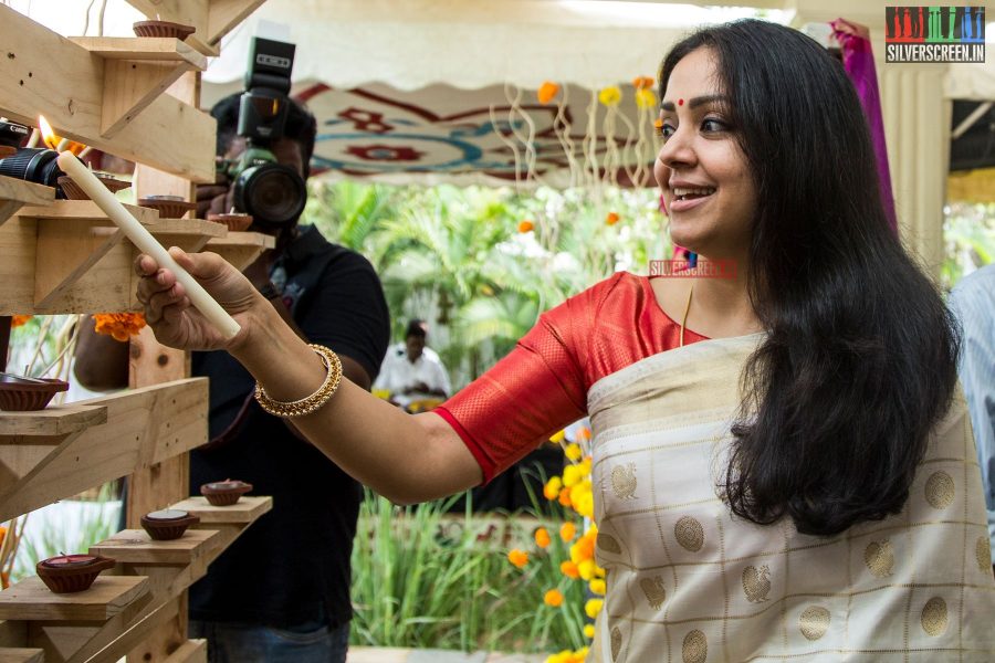 in-pictures-jyothika-at-the-launch-of-vintage-weaves-of-kanjivaram-on-national-handloom-day-photos-0007.jpg