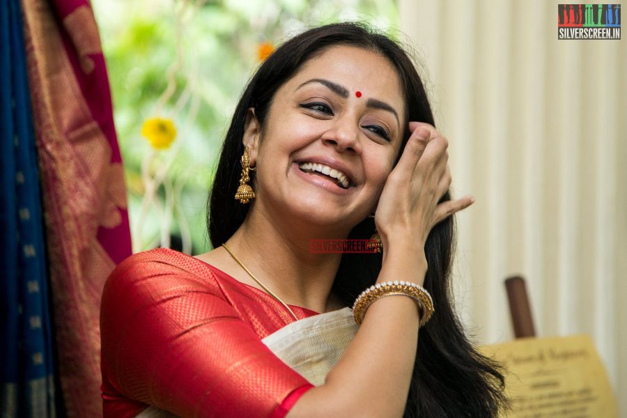 in-pictures-jyothika-at-the-launch-of-vintage-weaves-of-kanjivaram-on-national-handloom-day-photos-0011.jpg