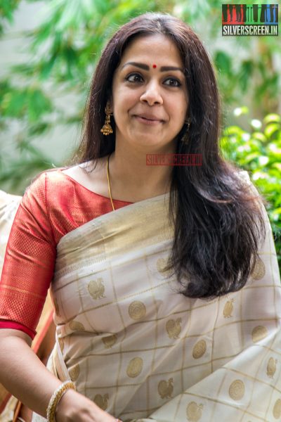 in-pictures-jyothika-at-the-launch-of-vintage-weaves-of-kanjivaram-on-national-handloom-day-photos-0012.jpg