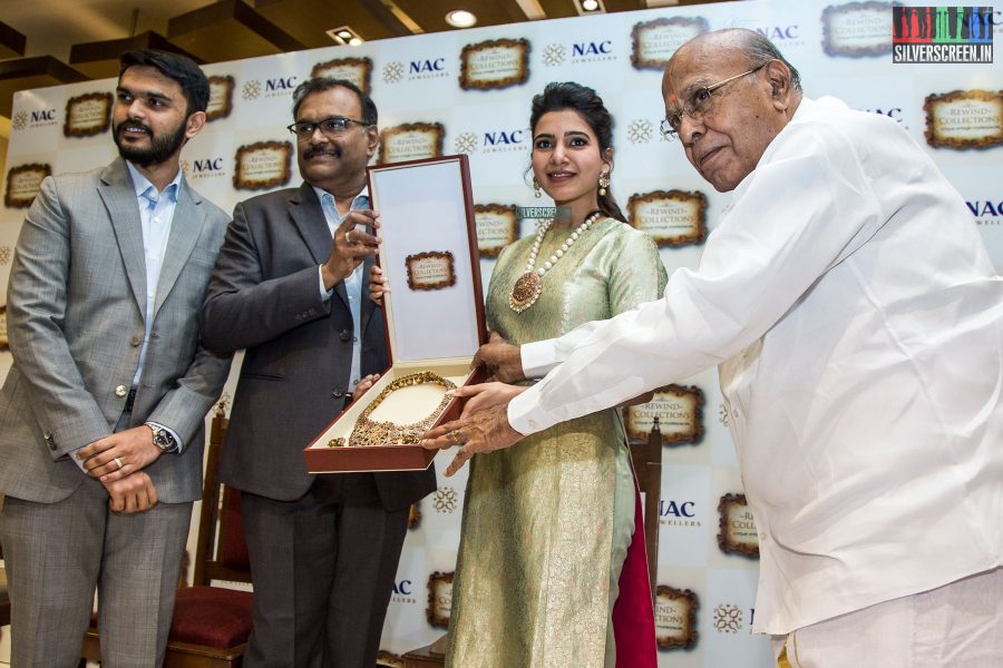 in-pictures-samantha-ruth-prabhu-at-the-launch-of-nac-jewellers-antique-exhibition-photos-0002.jpg