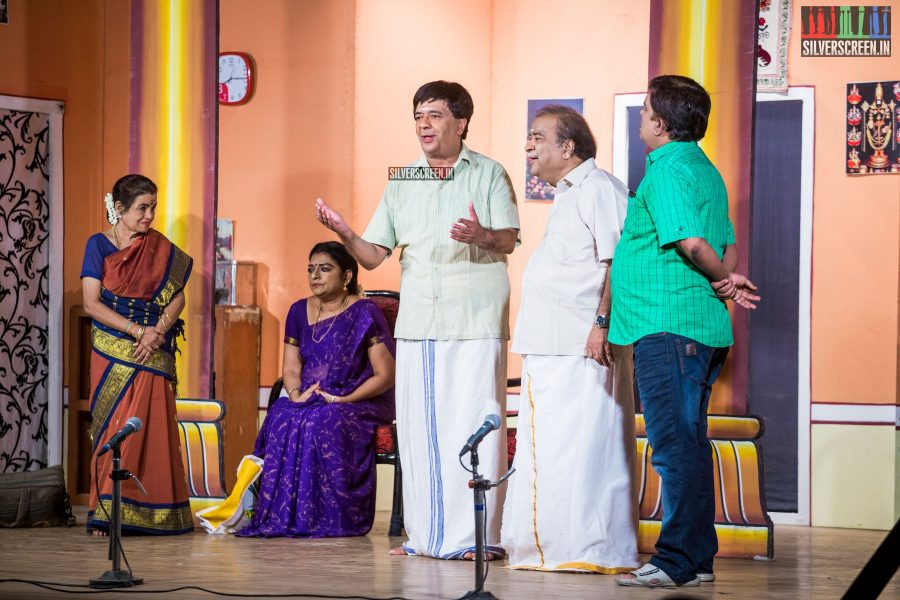 in-pictures-yg-mahendrans-soppana-vazhvil-100th-successful-stage-show-0008