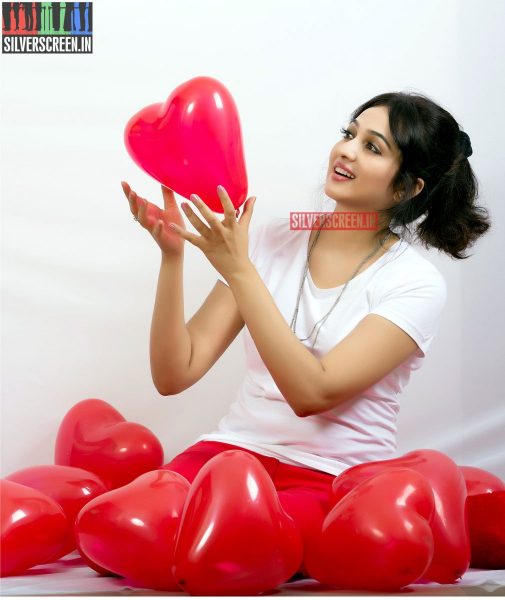 Actress Aavanna Photoshoot Stills