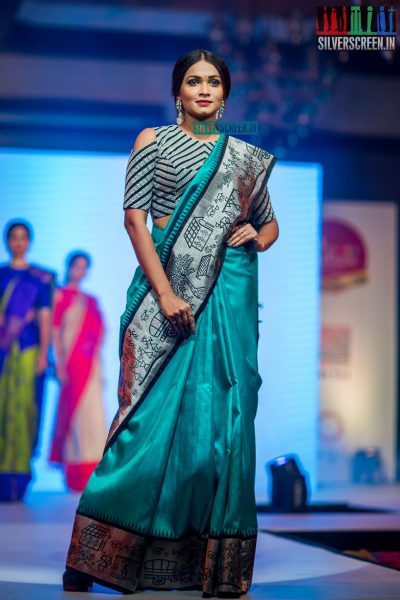 in-pictures-ashwini-kumar-shweta-gai-sindhoori-and-others-at-the-freedom-to-choose-swatantra-fashion-show-photos-0013.jpg