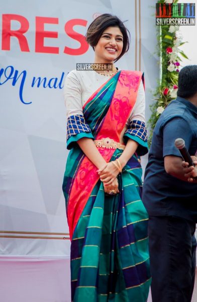 pictures-oviya-launch-saravana-stores-gold-palace-textiles-photos-0005.jpg