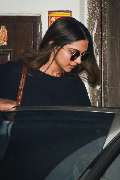 Deepika Padukone seen outside a clinic