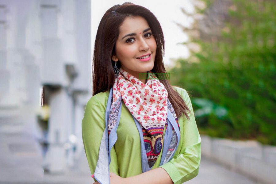 Raashi Khanna at Jaago Badlo Bolo Campaign