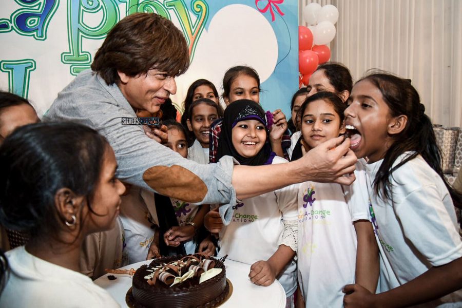 Shah Rukh Khan Celebrates Children's Day