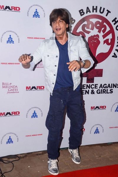 Shah Rukh Khan at the Lalkaar Concert in Mumbai. The concert was held as part of the campaign to end violence against women and girls. Armaan Malik, Harshdeep Kaur, Papon among others performed at the concert.