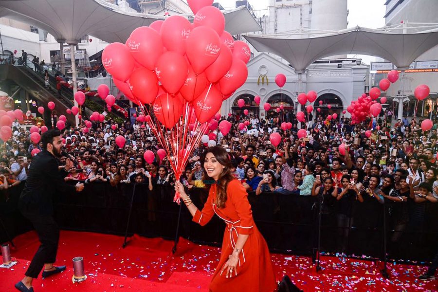 Shilpa Shetty At Hamleys Christmas Celebrations