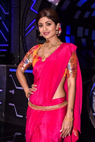 Shilpa Shetty in a Neeta Lulla sari on the sets of Super Dancer 2