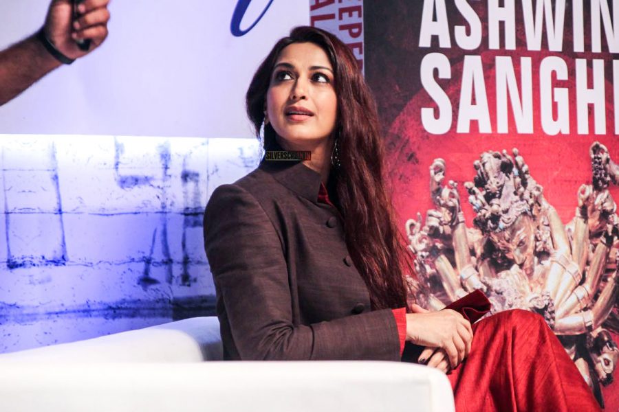 Sonali Bendre at a Book Launch