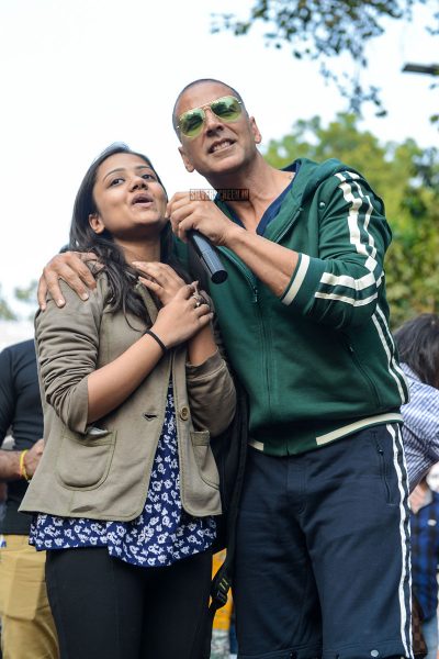 Akshay Kumar Interacts With Students Of Delhi University