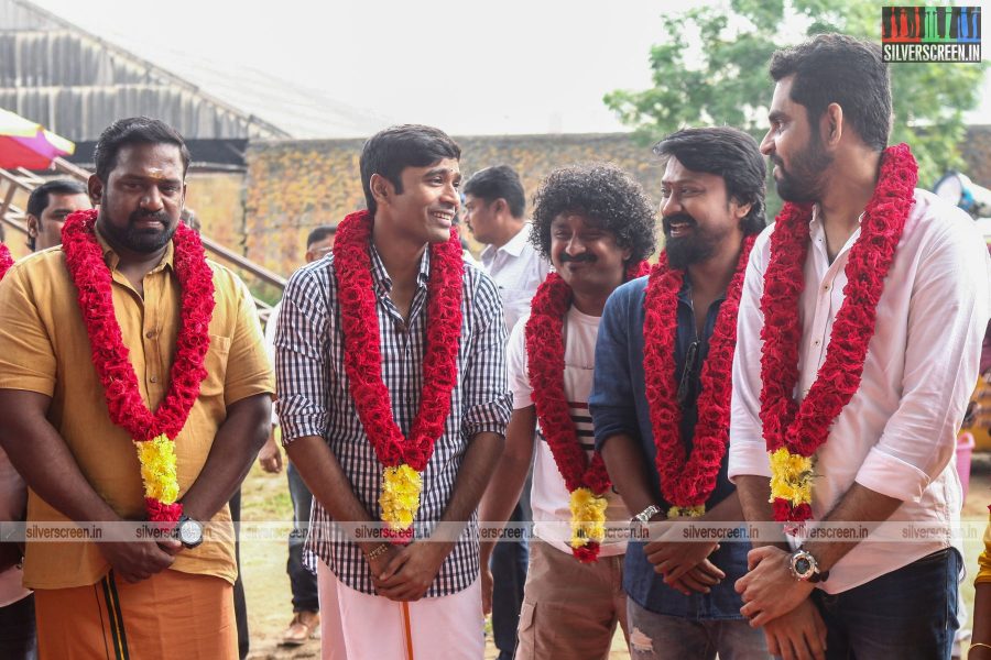 Dhanush, Robo Shankar, Balaji Mohan And Others At The Maari 2 Movie Launch